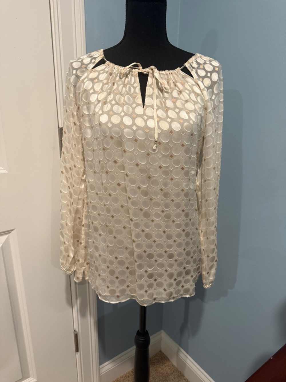 White House Black Market Cream Dot-Jacquard Peasant Blouse